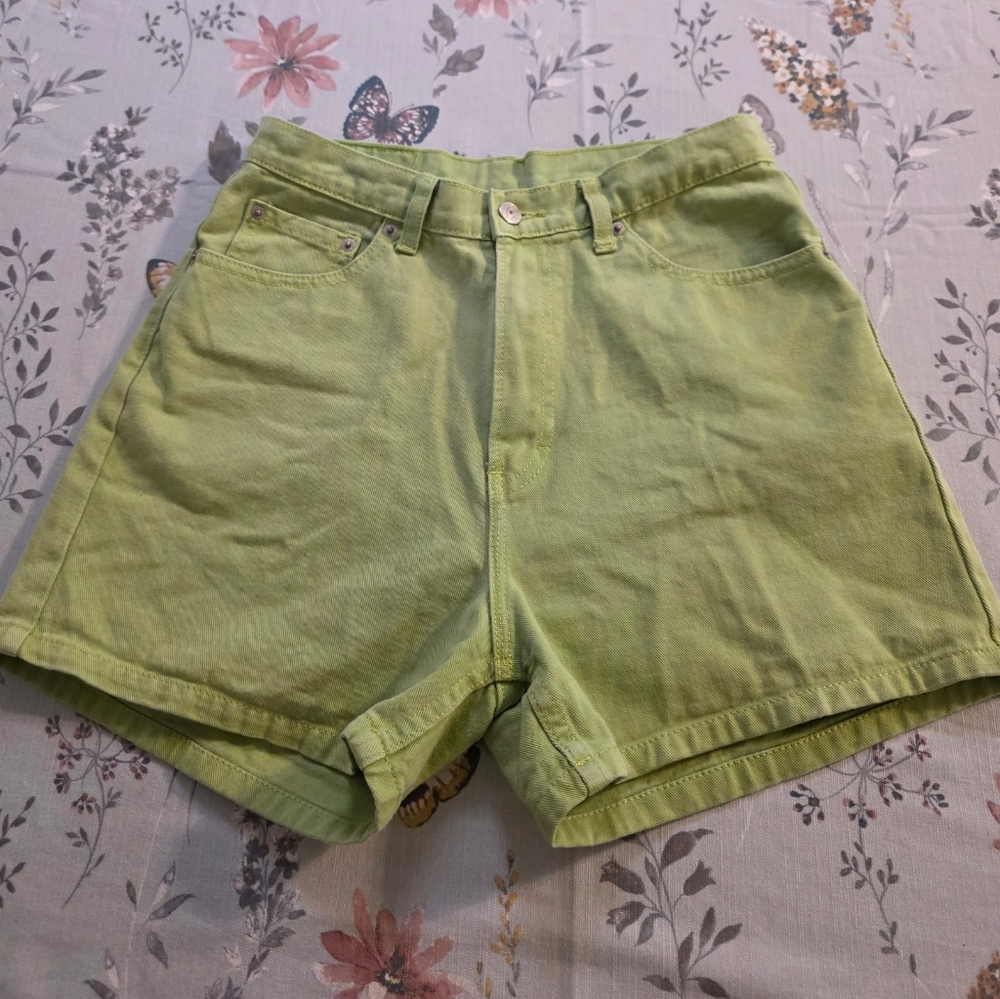 Vintage Jordache Lime Green Denim Shorts 11/12 High Rise 90s Y2K